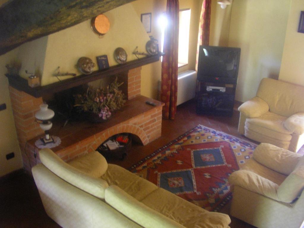 Agriturismo Il Mulino Delle Pile Chiusdino Eksteriør bilde