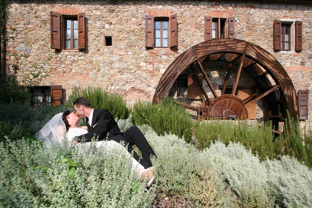 Agriturismo Il Mulino Delle Pile Chiusdino Eksteriør bilde